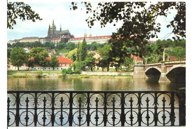 F 48163 - Praha11